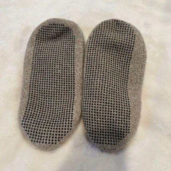 Quince Wool Knitted Slipper Socks Size M 8/9 - Picture 3 of 5